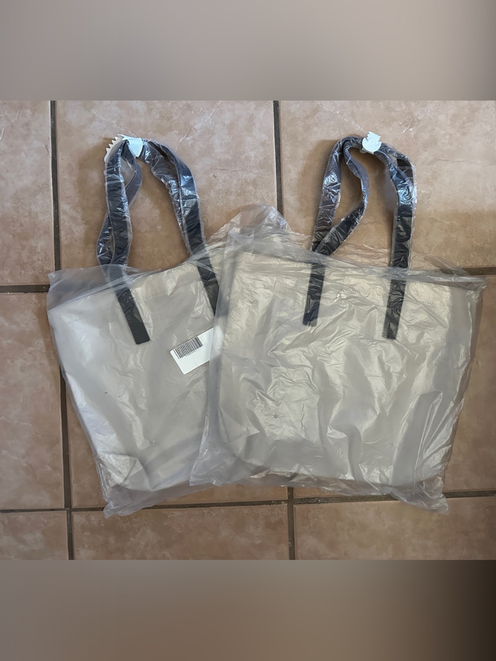 Women's Taupe Tote Bag w/Brown Handles
